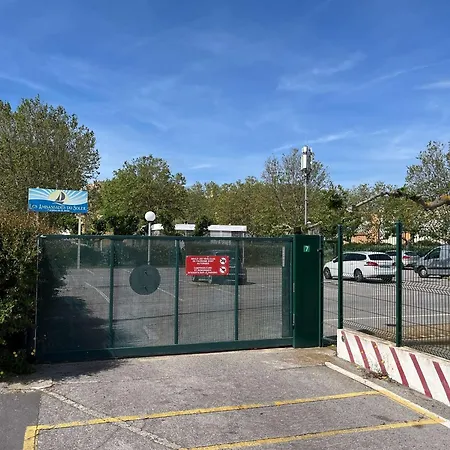 아파트 Cabine, Piscine, Parking Prive, Proche Et Port - Cap D'agde - Fr-1-249-412 *